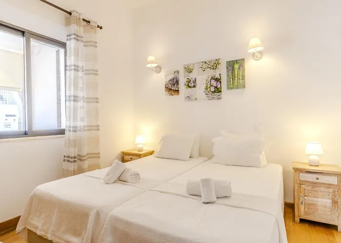 #341 Casa Da Guida 44 By Holidays * Olhos de Agua (Albufeira)